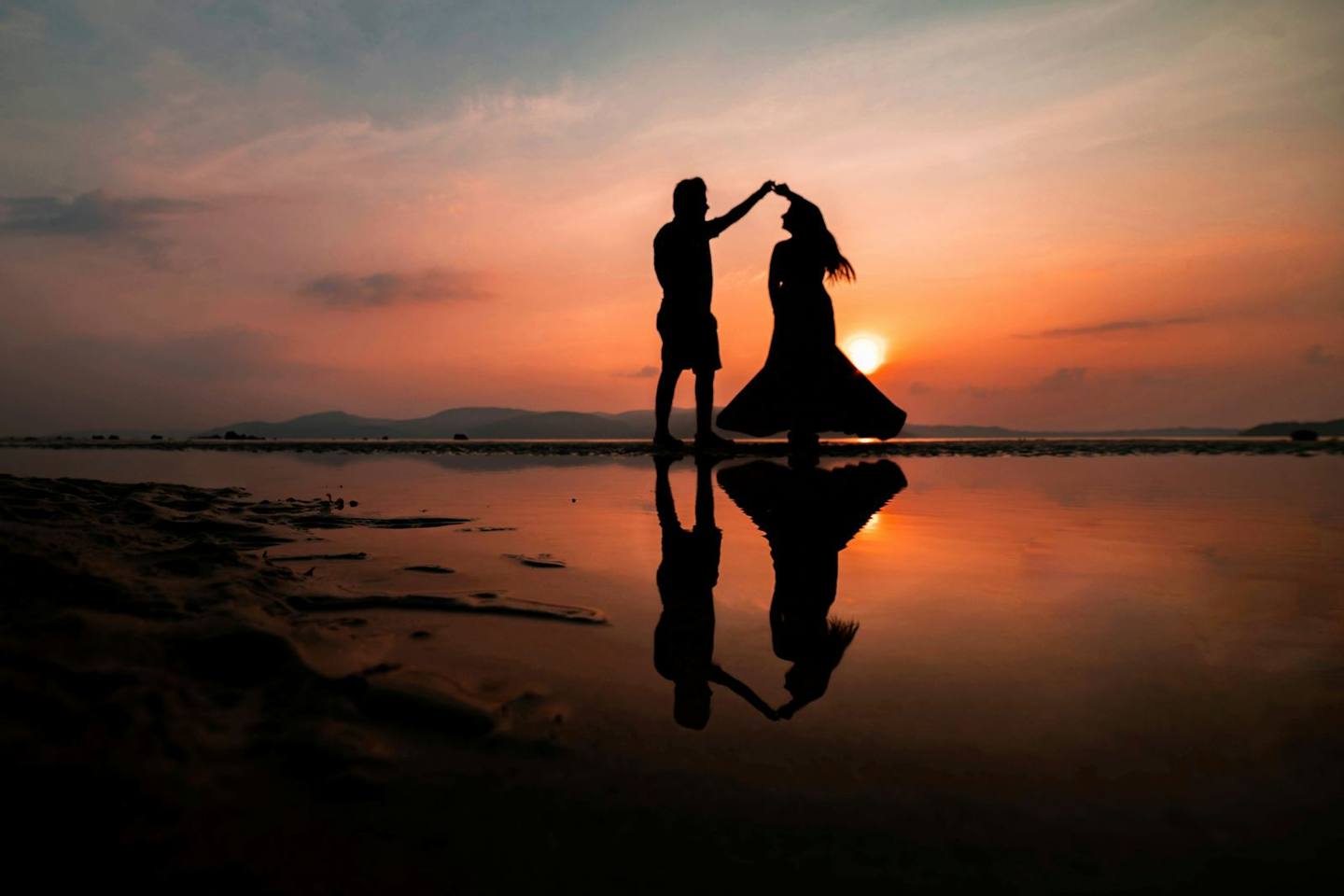 Which Honeymoon Destination Fits? Let's Compare