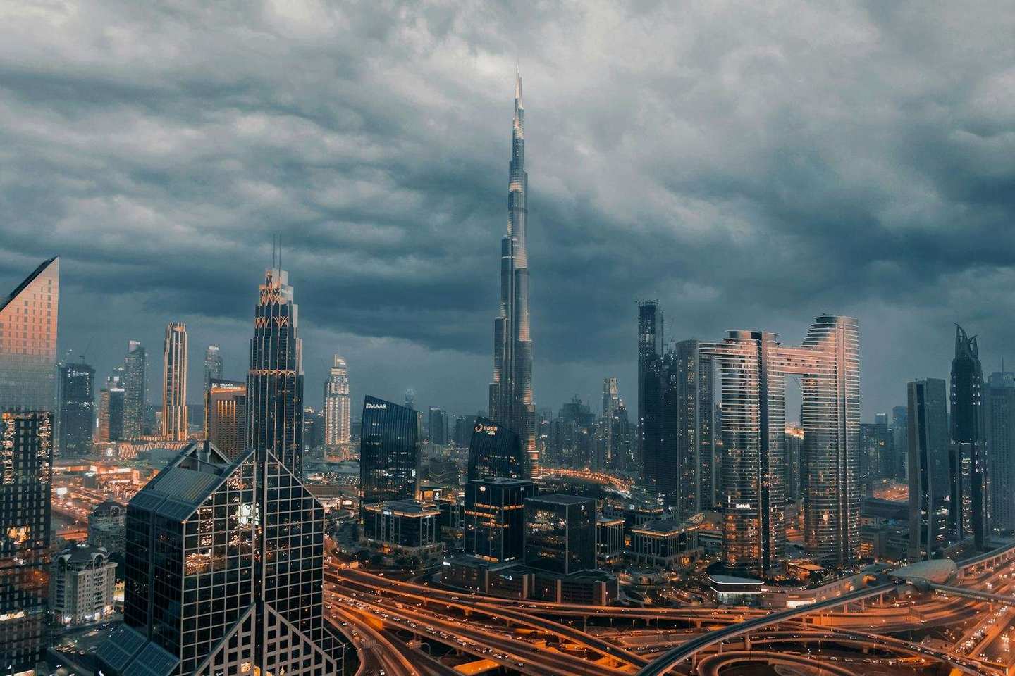 Dubai Flights & Stays — Compared for You, One Call